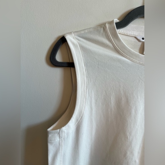 Athleta Muscle Tank top Size small - Picture 4 of 10